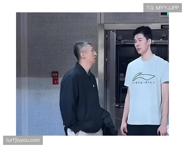 郭昊文夺冠后豪掷上万却被队友悄悄吐槽,谁家的真土豪? 郭昊文夺冠后豪掷上万却被队友悄悄吐槽,谁家的真土豪?